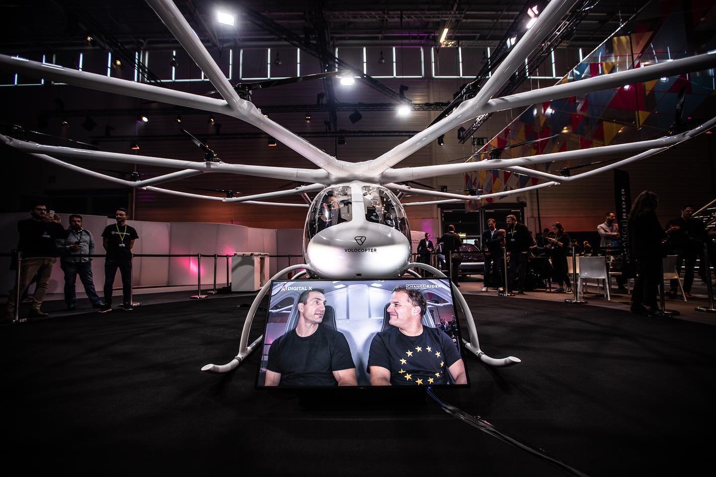 ChangeRider mit Wladimir Klitschko im Volocopter (Digital X)